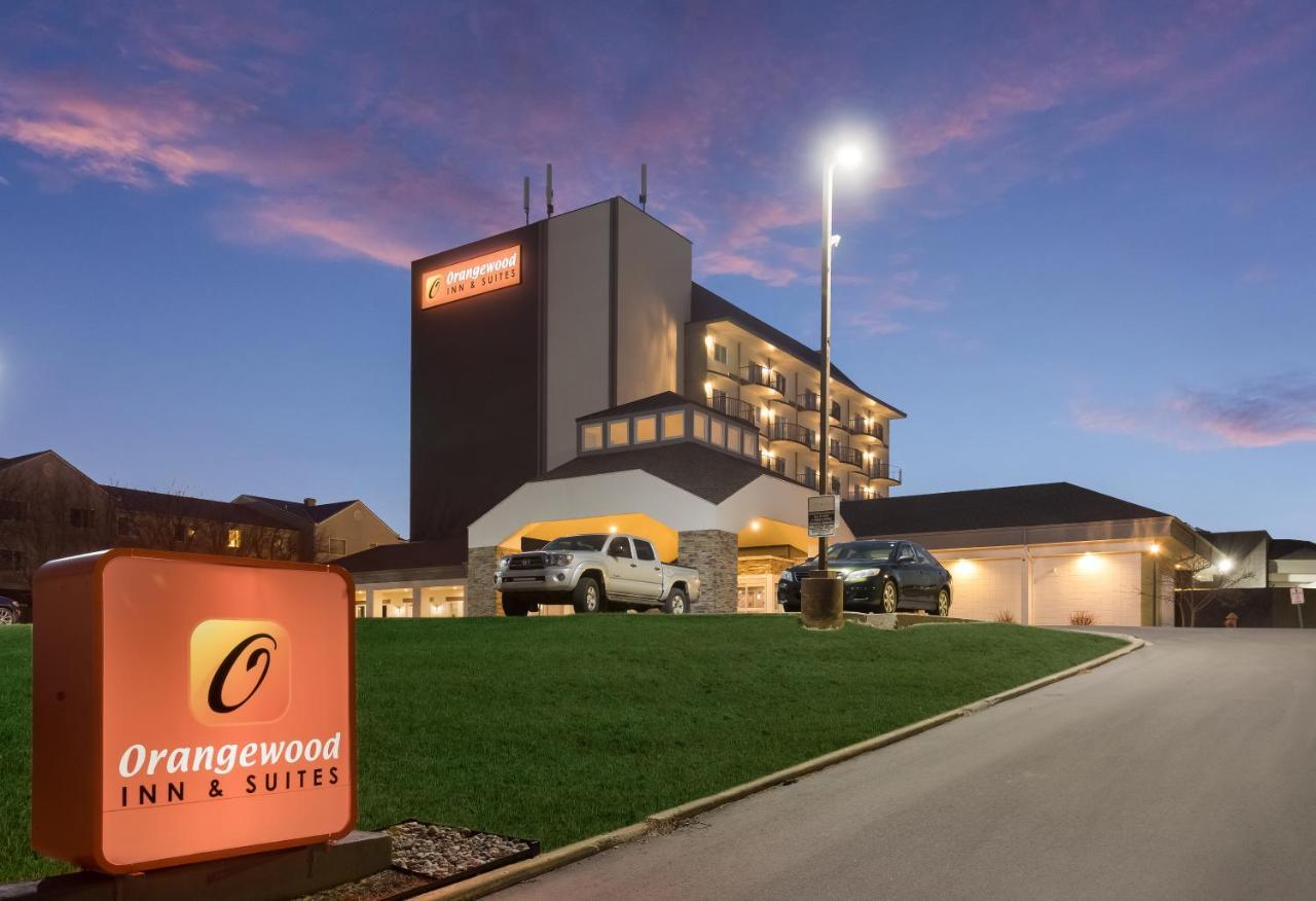 Orangewood Inn & Suites Kansas City Airport Exterior foto